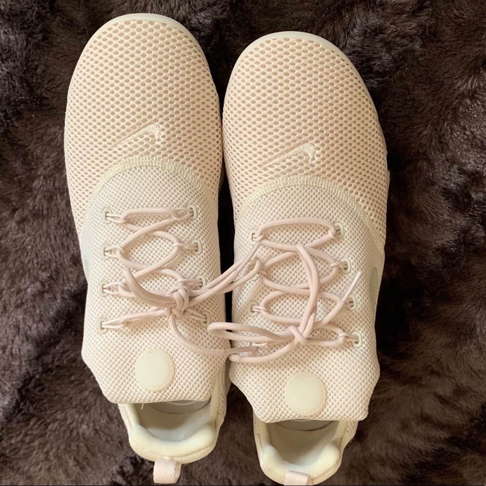 Nike Presto Fly, Oatmeal, Size 9.5, NWOB